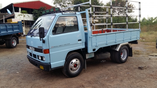 ขายหกล้อเล็ก NKR88 เพาเวอร์ รถสวยสภาพพร้อมใช้