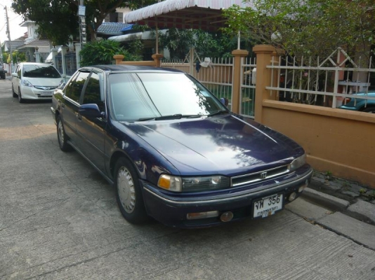 Honda Accord ตาเพชร เครื่องF22b เกียร์ออโต้ ติดLPGวิ่งได้2ระบบ