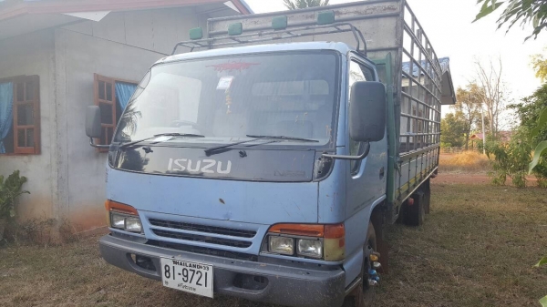 ขาย 6 ล้อ ISUZU NPR66PX5-S ปี 38 กระบะยาว 5 เมตร เครื่อง 4HF1 120 แรงม้า ฝาดำ คัสซีสวยตลอดเส้น ทะเบียนพร้อมโอน ขาย 6 ล้อ ISUZU NPR66PX5-S ปี 38 กระบะยาว 5 เมตร เครื่อง 4HF1 120 แรงม้า ฝาดำ คัสซีสวยตลอดเส้น ทะเบียนพร้อมโอน