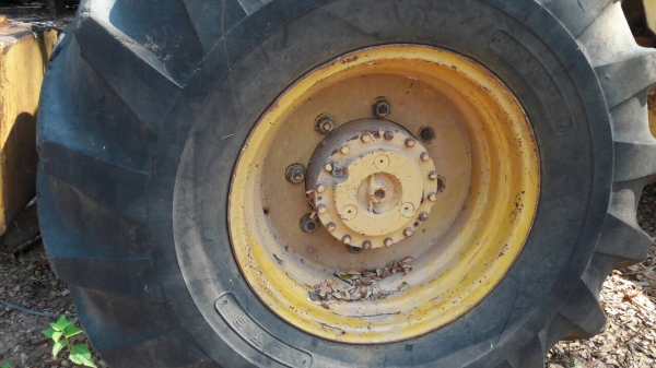 ขาย รถบดสั่นสะเทือน เพลาเดียว สภาพใช้งานได้ปกติ เอกสารใบซื้อขาย ราคาต่อรองได้ครับ ขาย รถบดสั่นสะเทือน เพลาเดียว สภาพใช้งานได้ปกติ เอกสารใบซื้อขาย ราคาต่อรองได้ครับ