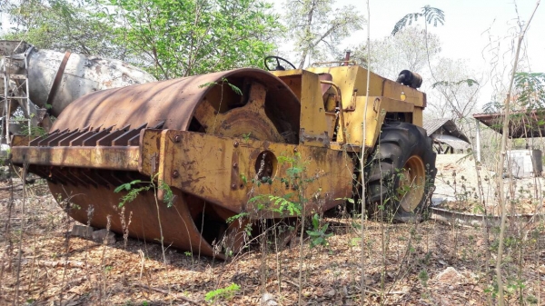 ขาย รถบดสั่นสะเทือน เพลาเดียว สภาพใช้งานได้ปกติ เอกสารใบซื้อขาย ราคาต่อรองได้ครับ ขาย รถบดสั่นสะเทือน เพลาเดียว สภาพใช้งานได้ปกติ เอกสารใบซื้อขาย ราคาต่อรองได้ครับ