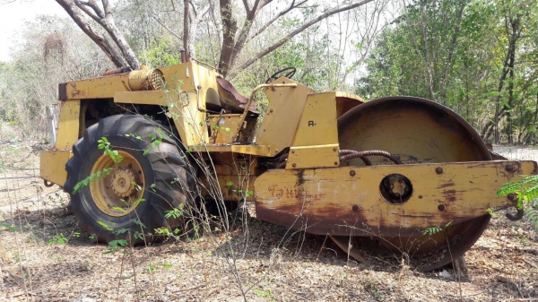 ขาย รถบดสั่นสะเทือน เพลาเดียว สภาพใช้งานได้ปกติ เอกสารใบซื้อขาย ราคาต่อรองได้ครับ ขาย รถบดสั่นสะเทือน เพลาเดียว สภาพใช้งานได้ปกติ เอกสารใบซื้อขาย ราคาต่อรองได้ครับ