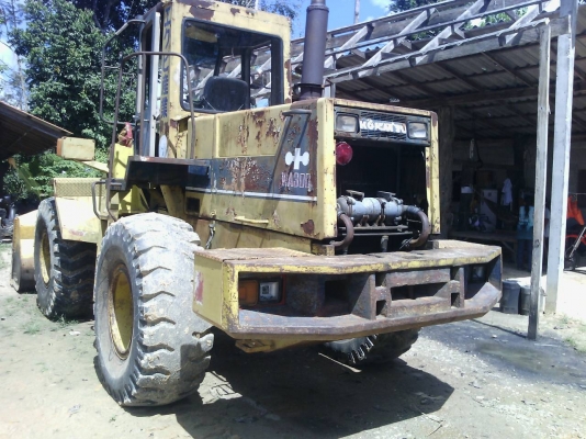 ขายรถตักล้อยาง KOMATSU WA300-1 ราคา 650000
