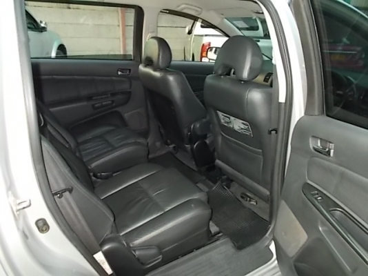 toyota wish Q ปี2004 เพิ่งติดlpgหัวฉีด ถังโดนัท ยังไม่ลงเล่ม