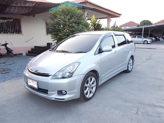 toyota wish Q ปี2004 เพิ่งติดlpgหัวฉีด ถังโดนัท ยังไม่ลงเล่ม