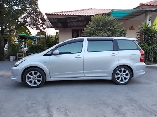toyota wish Q ปี2004 เพิ่งติดlpgหัวฉีด ถังโดนัท ยังไม่ลงเล่ม