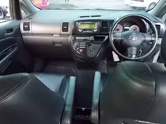 toyota wish Q ปี2004 เพิ่งติดlpgหัวฉีด ถังโดนัท ยังไม่ลงเล่ม