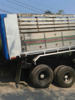 สิบล้อ อีซูซุ FVZ12NY210โบว์ สโลส 2เพาใหญ่ ดั้มเนียม สภาพสวยพร้อมใช้ เล่มทะเบียนพร้อมโอน ราคา 680,000บ ต่อรองได้ สิบล้อ อีซูซุ FVZ12NY210โบว์ สโลส 2เพาใหญ่ ดั้มเนียม สภาพสวยพร้อมใช้ เล่มทะเบียนพร้อมโอน ราคา 680,000บ ต่อรองได้