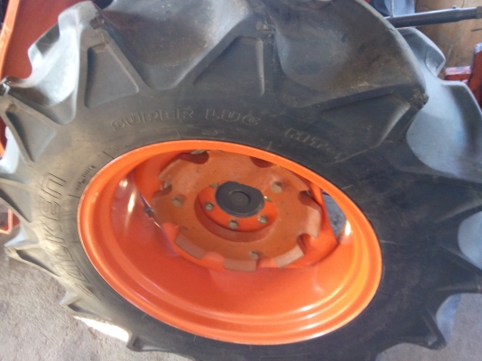 คูโบต้า L3408อุปกรณ์ครบ 3 อย่าง 1060ชมเล่มพร้อมรถสวยมาก325000