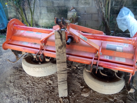 คูโบต้า L3408อุปกรณ์ครบ 3 อย่าง 1060ชมเล่มพร้อมรถสวยมาก325000