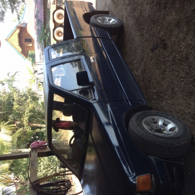 รถยนอีซุซุ