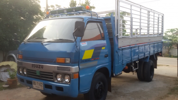 ขาย ISUZU ยางดี ช่วงล่างแน่น พร้อมโอนพน้อมใช้งาน ขาย ISUZU ยางดี ช่วงล่างแน่น พร้อมโอนพน้อมใช้งาน