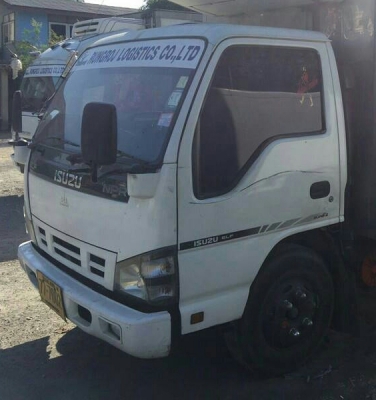 ขายๆ 580,000บ หกล้อ อีซูซุ NPR130ปี51ช่วงยาว บรรทุกตู้เย็น 5ม สภาพดีสวยเดิมๆพร้อมวิ่งงาน