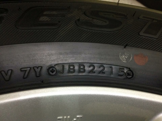 ยางใหม่ ป้ายแดง 265-65-17 บริดจสโตน เส้นละ 4,200 บาท ยางใหม่ ป้ายแดง 265-65-17 บริดจสโตน เส้นละ 4,200 บาท