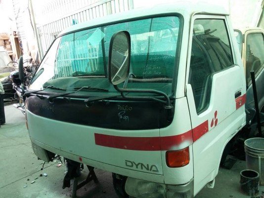 ขายหัวเก๋ง โตโยต้า ไดน่า  3 ใบปัด หัวกว้าง