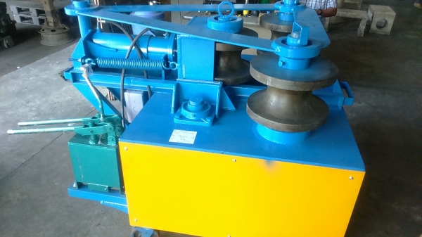 เครื่องดัดท่อโค้ง 6 นิ้ว 185,000 บาท 0835662999 Lineid:hs4trp