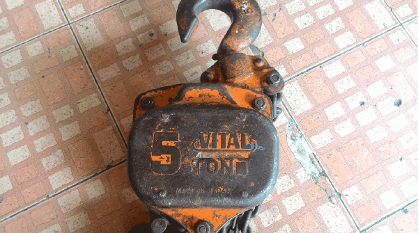 -ขายด่วนรอกมือสาว VITAL 5 TON Made in japan.