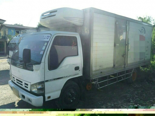 ขายรถ 6 ล้อ อีซูซุ NPR 130 แรง ตู้เปียก ปี 51 ยาว 5 ม.  สภาพดี จัดแนนท์ได้ครับ สนใจติดต่อได้ที่ 081-9420141  ,  081-5715326