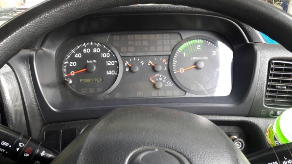 ขายรถบรรทุก 6 ล้อดัมพ์ HINO FC9J 175 แรงม้าปี 2556 ไมล์ 65000 กม.ราคา 1000000