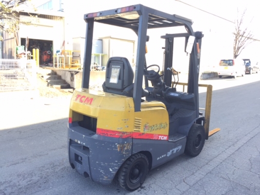 ขายรถโฟลคลิฟท์ รุ่นใหม่ TCM FD18T3 , AUTO,  ดีเซล  ,เสา 3 เมตร , (รับประกัน 6 เดือน )   รถใช้มาน้อย  รถนอกแท้นำเข้าจากญี่ปุ่น 100\%