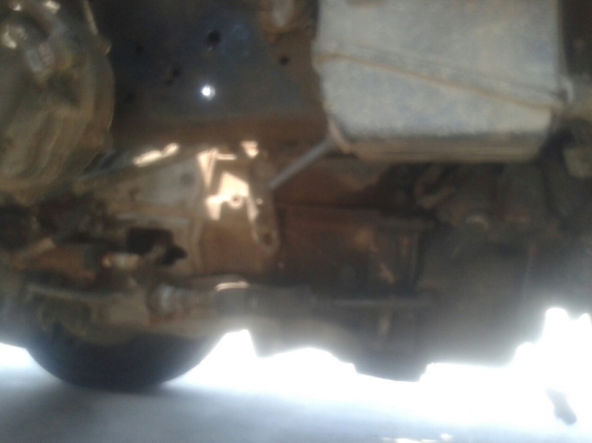 6 ล้อ MITSUBISHI CANTER ติดแก๊ส CNG สามารถสลับ LPG  เครื่อง MITSUBISHI