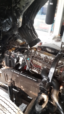 ขายด่วน 6ล้อ ฮีโน่ติดเครน3.5ตัน ขายด่วน 6ล้อ ฮีโน่ติดเครน3.5ตัน