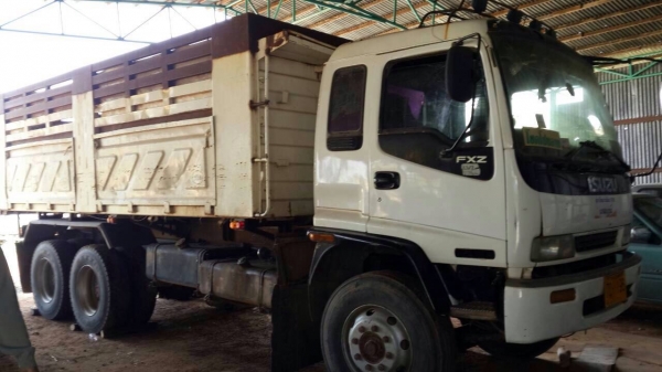 ขายรถพ่วงดัมพ์ ISUZU DEGA เครื่อง 270 แรง ปี 43 เกียร์อิตั้น ลูก 3 เพลายัด