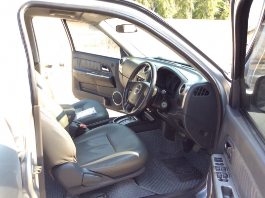 ขายรถกระบะ4ประตู Isuzu Hi-lander 3.0 VGS turbo ตัวท็อป ปี09 เครื่อง 3.0 เทอร์โบ เกียร์ออโต้ กระจกไฟฟ้าทั้งคัน เบาะหนังสวยสะอาด กล้องหลัง airbag 2ใบ เบรคabs ภายในสวยมาก ตัวถังเดิมๆสวยสะอาด วิ่งน้อยไมล์แท้ เครื่องแน่นๆช่วงล่างดี ยางใหม่ๆ รถขับดีมาก พร้อมใช้