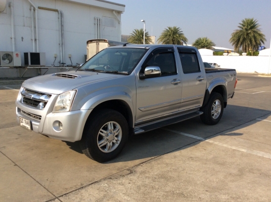 ขายรถกระบะ4ประตู Isuzu Hi-lander 3.0 VGS turbo ตัวท็อป ปี09 เครื่อง 3.0 เทอร์โบ เกียร์ออโต้ กระจกไฟฟ้าทั้งคัน เบาะหนังสวยสะอาด กล้องหลัง airbag 2ใบ เบรคabs ภายในสวยมาก ตัวถังเดิมๆสวยสะอาด วิ่งน้อยไมล์แท้ เครื่องแน่นๆช่วงล่างดี ยางใหม่ๆ รถขับดีมาก พร้อมใช้