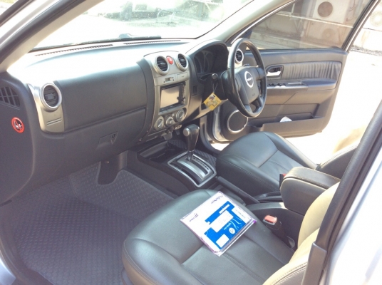 ขายรถกระบะ4ประตู Isuzu Hi-lander 3.0 VGS turbo ตัวท็อป ปี09 เครื่อง 3.0 เทอร์โบ เกียร์ออโต้ กระจกไฟฟ้าทั้งคัน เบาะหนังสวยสะอาด กล้องหลัง airbag 2ใบ เบรคabs ภายในสวยมาก ตัวถังเดิมๆสวยสะอาด วิ่งน้อยไมล์แท้ เครื่องแน่นๆช่วงล่างดี ยางใหม่ๆ รถขับดีมาก พร้อมใช้