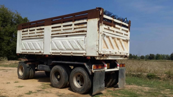 ขายรถพ่วงดัมพ์ ISUZU DEGA เครื่อง 270 แรง ปี 43 เกียร์อิตั้น ลูก 3 เพลายัด ขายรถพ่วงดัมพ์ ISUZU DEGA เครื่อง 270 แรง ปี 43 เกียร์อิตั้น ลูก 3 เพลายัด