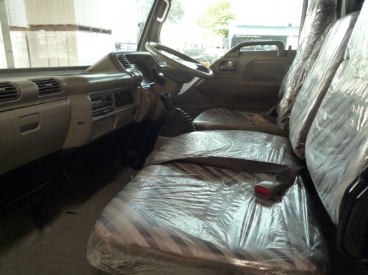 ตาเพชร 6 ล้อ ป้ายเล็กไม่ติดเวลา ยางใหม่ 6 เส้น ขอบ16