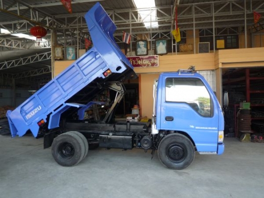 ดั้มพ์ NKR55EX5 ห้างแท้ ดั้มพ์ 3 คิว ดั้มพ์ NKR55EX5 ห้างแท้ ดั้มพ์ 3 คิว