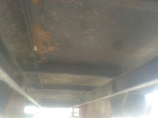 กะบะเหล็ก  กว้าง-2.00 เมตร   ยาว-4.20 เมตร   สูง-0.40 เมตร   หลังคาสูง -1.85 เมตร