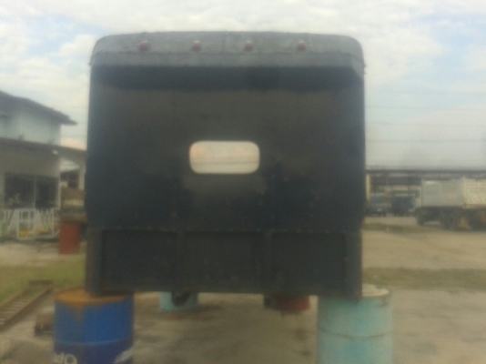 กะบะเหล็ก  กว้าง-2.00 เมตร   ยาว-4.20 เมตร   สูง-0.40 เมตร   หลังคาสูง -1.85 เมตร