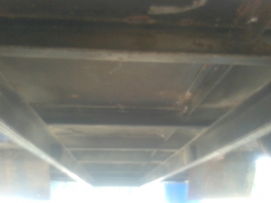 กะบะเหล็ก  กว้าง-2.00 เมตร   ยาว-4.20 เมตร   สูง-0.40 เมตร   หลังคาสูง -1.85 เมตร