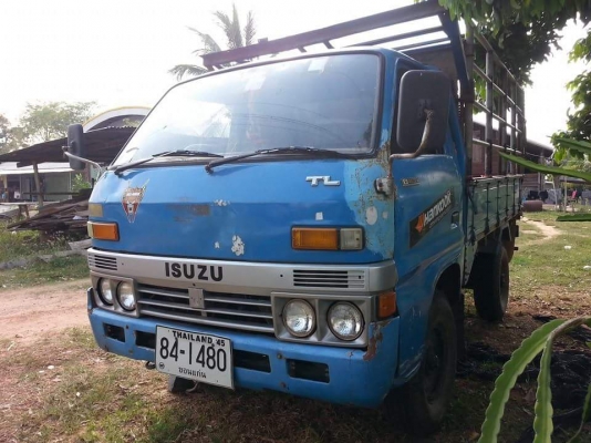 ขายรถ4ล้อ ISUZU TL85แรง เครื่องดี แคชซีสวย สภาพพร้อมใช้งาน เอกสารพร้อมโอน ราคา130,000 สนใจโทร 090-8588220คุณนะ 093-3258446คุณบิว หรือเข้าดูสินค้าอื่นๆได้ที่ www.truck.in.th/498 หรือเพจFacebook ณรงค์ ซื้อขายรถมือสอง (เว็บไซต์ส่วนตัว) หรือFacebook อู่คุณนะ