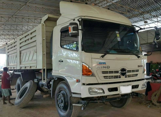 10ล้อ2เพลาดั้ม HINO MEGA Sires 500 FM8J-251แรง (ZF) ยูโร3 ปี56 (แม่เดี่ยว) กระบะดัั้มเหล็กสามมิตรฯลอนเฉียง รถเดิมบาง เล่มทะเบียนครบ **ขาย HINO MEGA S-500 FM8J 251แรง EURO-3 10ล้อ2เพลาดั้มเหล็ก SMM-สามมิตรฯ สวย/เดิม/บาง พร้อมใช้งาน