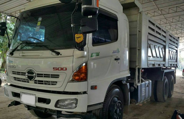 10ล้อ2เพลาดั้ม HINO MEGA Sires 500 FM8J-251แรง (ZF) ยูโร3 ปี56 (แม่เดี่ยว) กระบะดัั้มเหล็กสามมิตรฯลอนเฉียง รถเดิมบาง เล่มทะเบียนครบ **ขาย HINO MEGA S-500 FM8J 251แรง EURO-3 10ล้อ2เพลาดั้มเหล็ก SMM-สามมิตรฯ สวย/เดิม/บาง พร้อมใช้งาน
