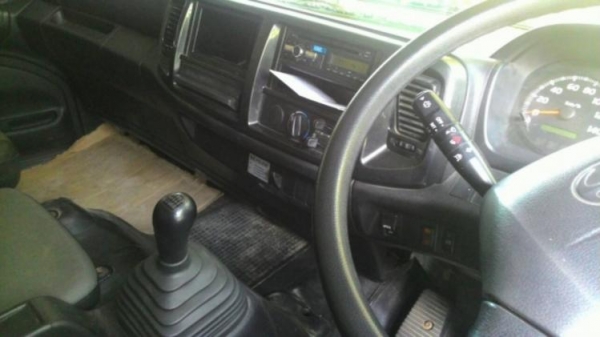 10ล้อ2เพลาดั้ม HINO MEGA Sires 500 FM8J-251แรง (ZF) ยูโร3 ปี56 (แม่เดี่ยว) กระบะดัั้มเหล็กสามมิตรฯลอนเฉียง รถเดิมบาง เล่มทะเบียนครบ **ขาย HINO MEGA S-500 FM8J 251แรง EURO-3 10ล้อ2เพลาดั้มเหล็ก SMM-สามมิตรฯ สวย/เดิม/บาง พร้อมใช้งาน