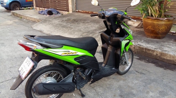 Click i ปี 52 รถบ้าน เครื่องดี เดิมๆ มีเล่ม เอกสารครบ ทดลองขับได้ทุกวัน โทร. 02-9165022,099-0812001