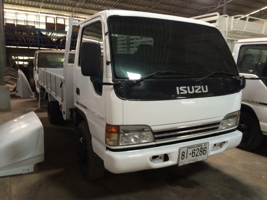 ขายรถ6ล้อ อีซูซุ NPR 120 แรง กะบะแผงข้างมิเนียม