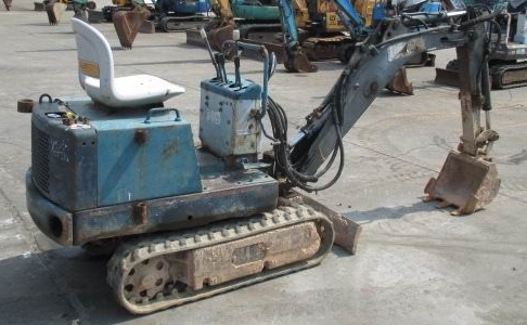 ขายแบ็คโฮเล็ก KUBOTA KH-007 เก่านอก พร้อมใช้งาน