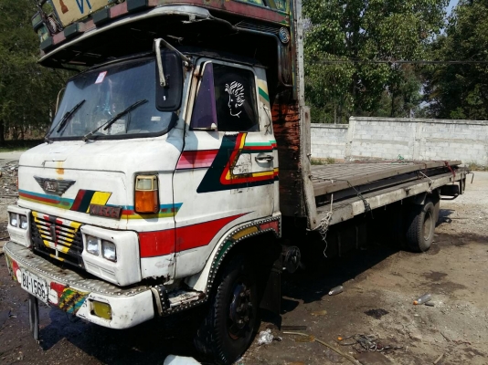 รถหกล้อ hino KM545 เครื่อง WO4D เครื่องดี พร้อมใช้งาน ทะเบียนเต็ม