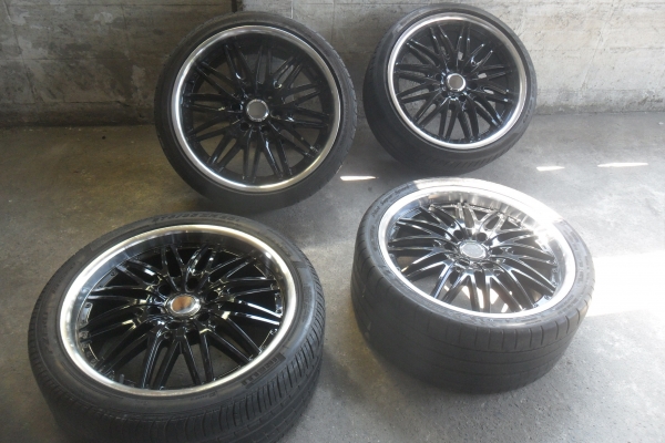 ล้อแม็ก20นิ้ว6รู พร้อมยาง สวยๆ 4 ล้อ ราคา 9900 บาท