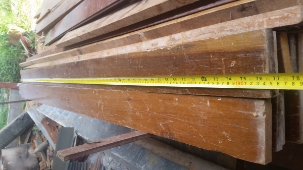 ขายไม้สักเก่าหน้า4"หนา1"เต็มมีประมาณ50ตรม. ขายไม้สักเก่าหน้า4"หนา1"เต็มมีประมาณ50ตรม.