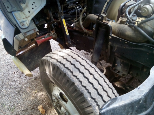 6 ล้อดั้มอีซูสุ  100  แรงม้า (รถห้างแท้เดิม)ปี45 พร้อมใช้งาน เล่มติดมือ...