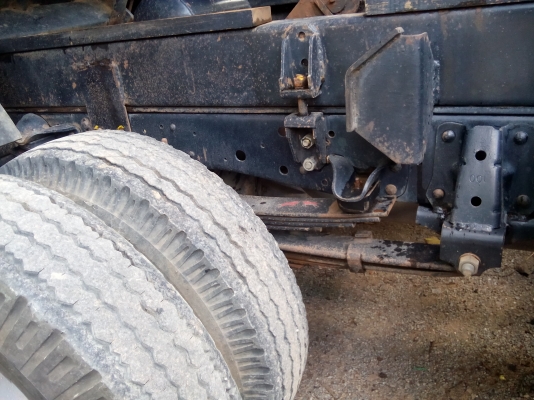 6 ล้อดั้มอีซูสุ  100  แรงม้า (รถห้างแท้เดิม)ปี45 พร้อมใช้งาน เล่มติดมือ...