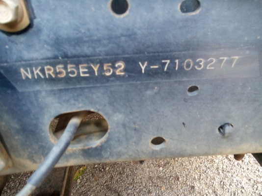 6 ล้อดั้มอีซูสุ  100  แรงม้า (รถห้างแท้เดิม)ปี45 พร้อมใช้งาน เล่มติดมือ...