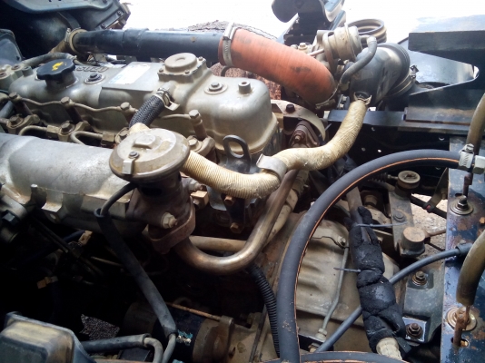 6 ล้อดั้มอีซูสุ  100  แรงม้า (รถห้างแท้เดิม)ปี45 พร้อมใช้งาน เล่มติดมือ...